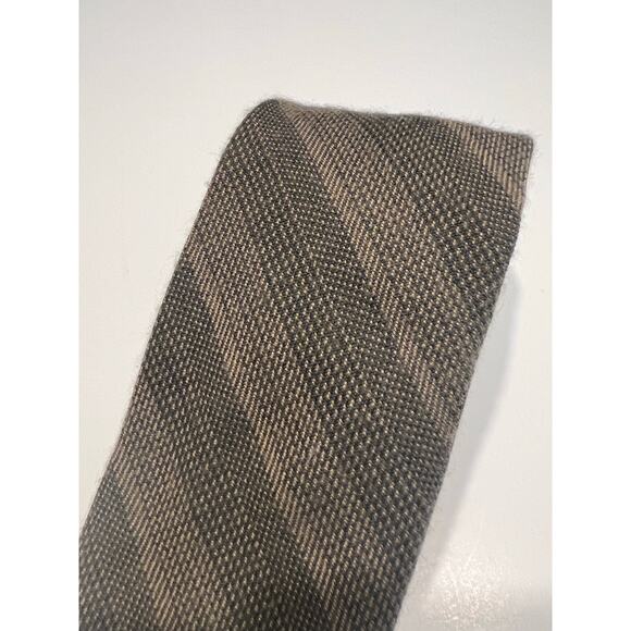 Vintage Brioni Cashmere Wool Made in Italy Men's Necktie Green Tan Stripes JL - Picture 2 of 8